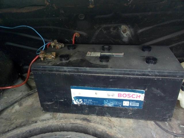 Vendo ou troco bateria 150 amperes