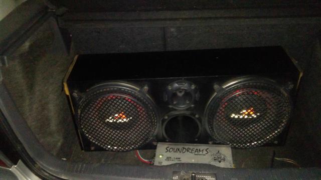 Son automotivo