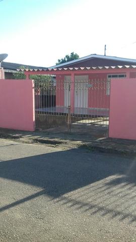 Aluga - se casa no conjunto Tucumã