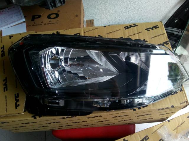 Farol Gol/Voyage G7 Lado D. (Novo)
