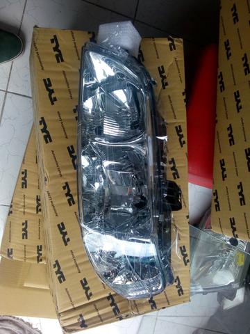 Farol Palio 2002 Lado Esq. (Novo)