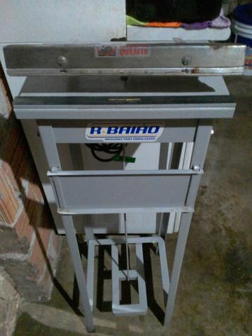Estou vendendo uma máquina seladora de sacos plásticos vendo por 200,00 reais