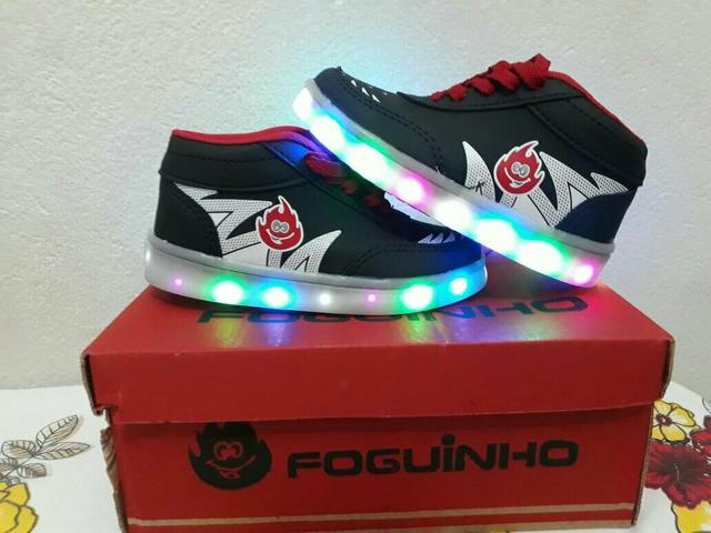 Tênis de led