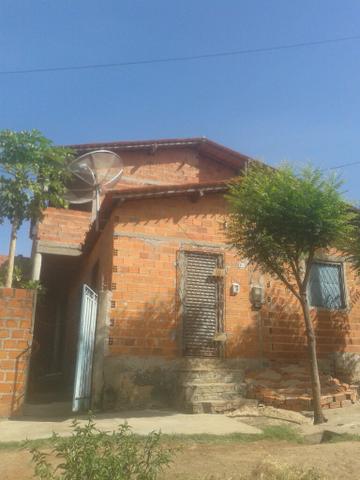 Prédio/2 casas