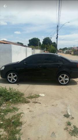 Vendo polo sedan