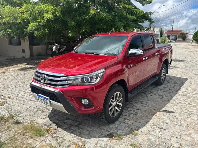 TOYOTA HILUX Flex 2017 Usados E Novos