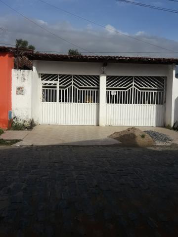 Vendo casa em Guaíuba cuida