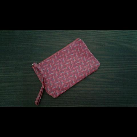 Necessaire pequena