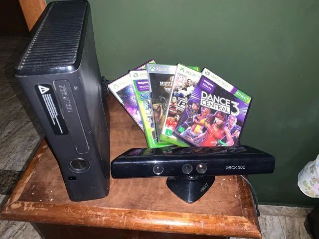 Vendo Xbox 360 slim 4GB Bloqueado Consoles de Vídeo Game Caleme