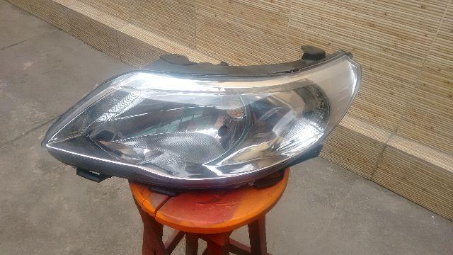 Farol dianteiro esquerdo Gol G5