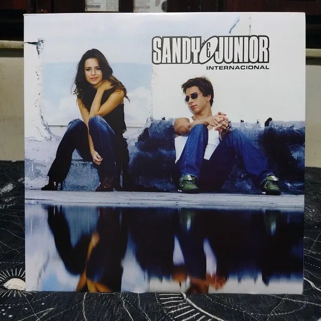 Vinil Sandy E Junior No Brasil