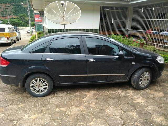 Fiat Linea1.8 2011 completao 30mil rodado