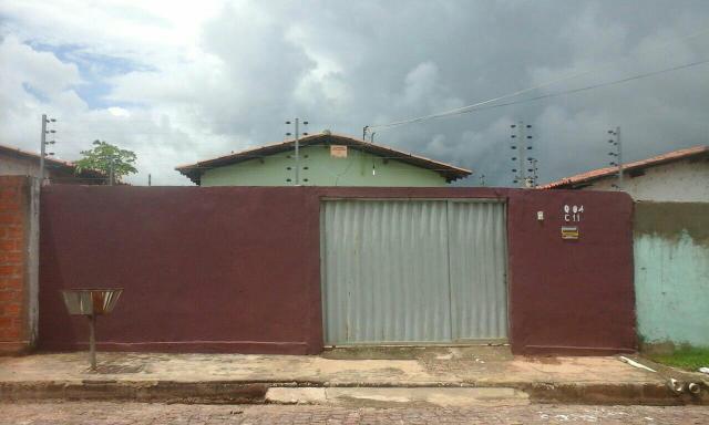 Aluga-se casa. R$ 300,00