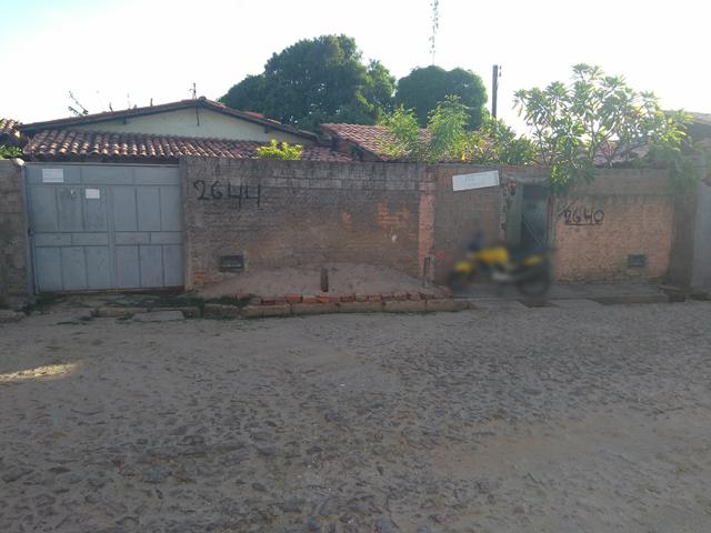 Vendo duas casas no bairro memorare