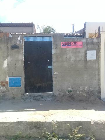 Vende-se casa