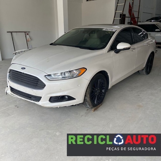 Sucata de Ford Fusion Awd 2015 2 0 turbo para retirada de peças