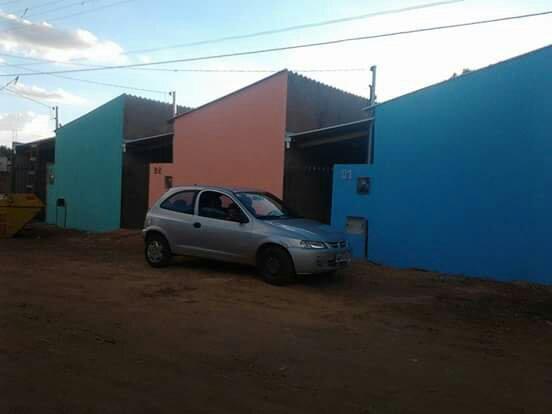 Alugo casa no são Conrado