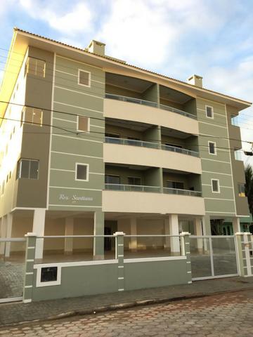 Apartamento novo, com 2 dorm (1 SUÍTE), excelente localização, na Praia dos Ingleses, SC