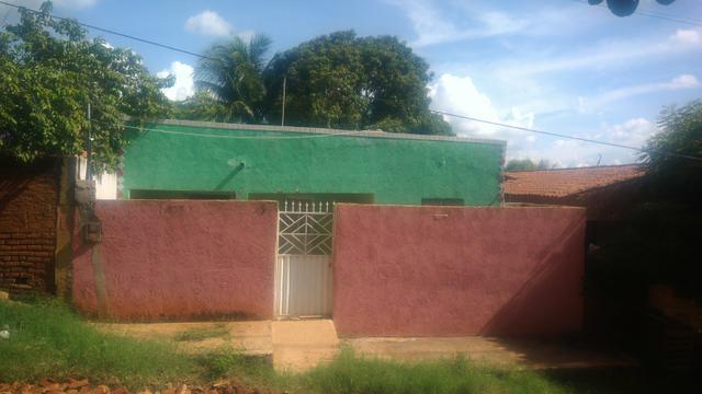 Vendo casa no tancredo neves