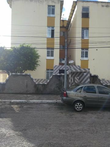 Aluga-se Apartamento