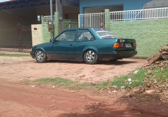 Vendo ou troco Verona ford