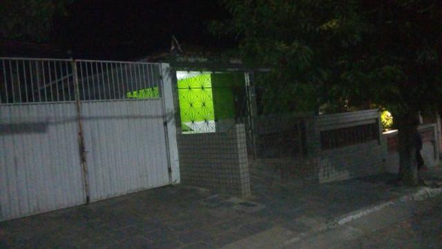 Vendo Casa na Área Central da Cidade de Lagoa Seca