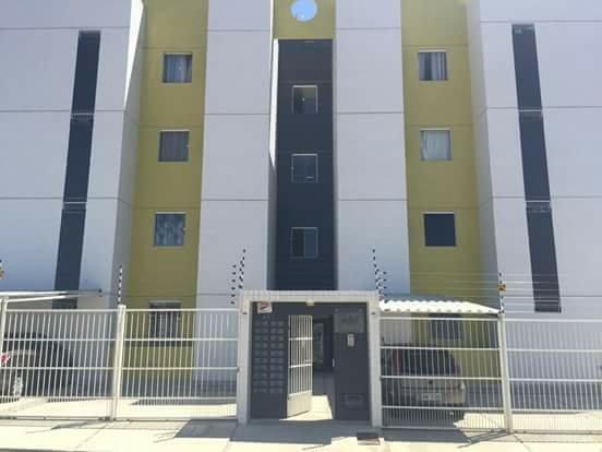 Alugo apartamento 2 quartos