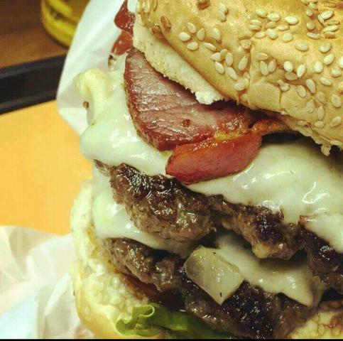 Muito bom negócio , hamburgueria.