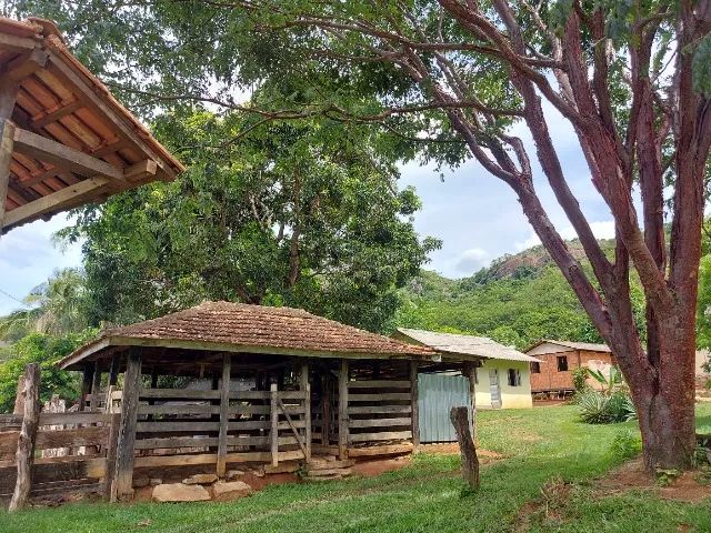 Sitio Em Mutum No Brasil