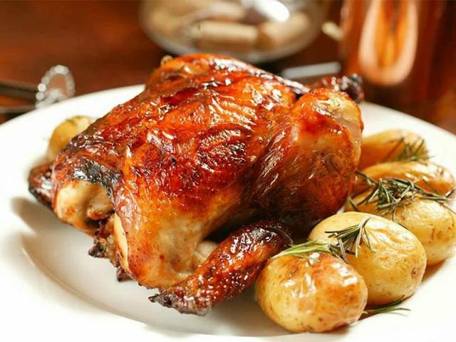 Frango assado+batata+refrigerante+farofa