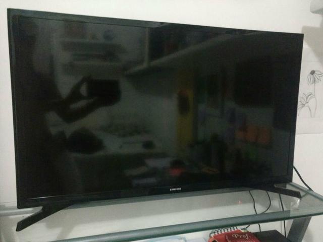Smart TV SAMSUNG 32 Polegadas - 1 ano de uso apenas!