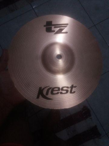 Pratos de bateria