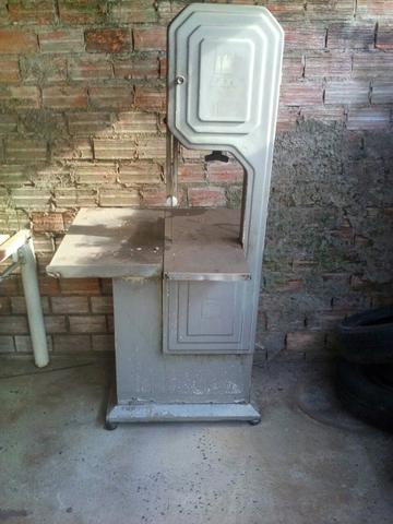 Serra fita para açougue