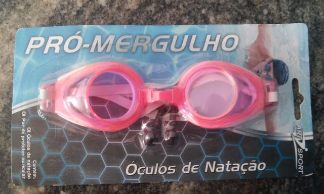 Óculos de natação com protetores auriculares