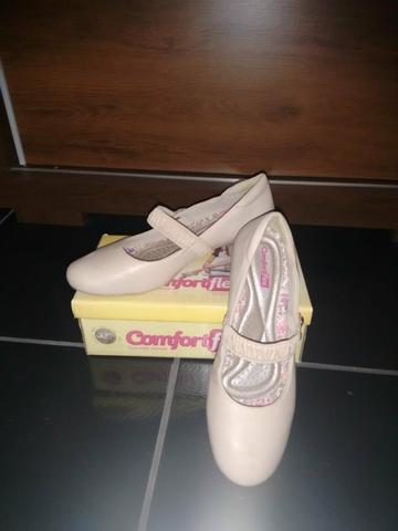 Sapato nude N. 42, Confortflex Novo R$85,00
