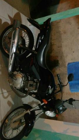 Vendo uma fan 150 ano 2013 nada pra fazer sem detalhes