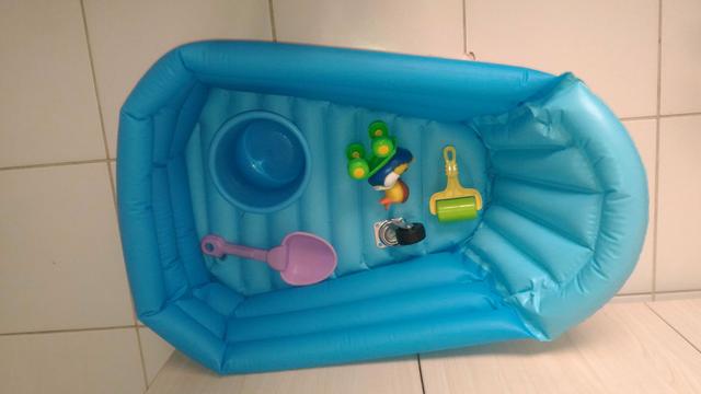 Ocasião piscina bebê nova