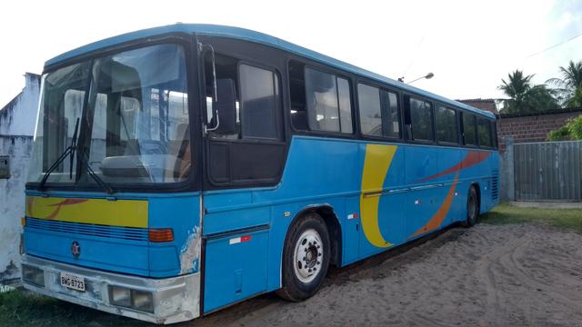 Vendo ônibus 50 lugares