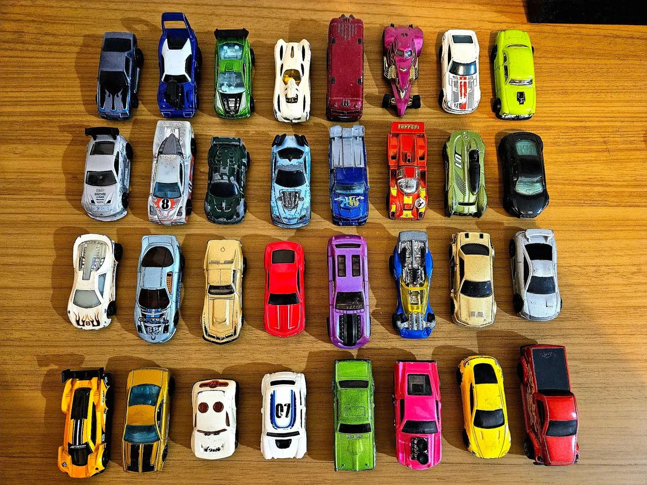 Lote 26 Carrinhos Hot Wheels Originais Antigos Variados Hobbies e coleções Itaquera São