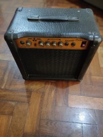 Amplificador Meteoro Atomic Drive W No Brasil