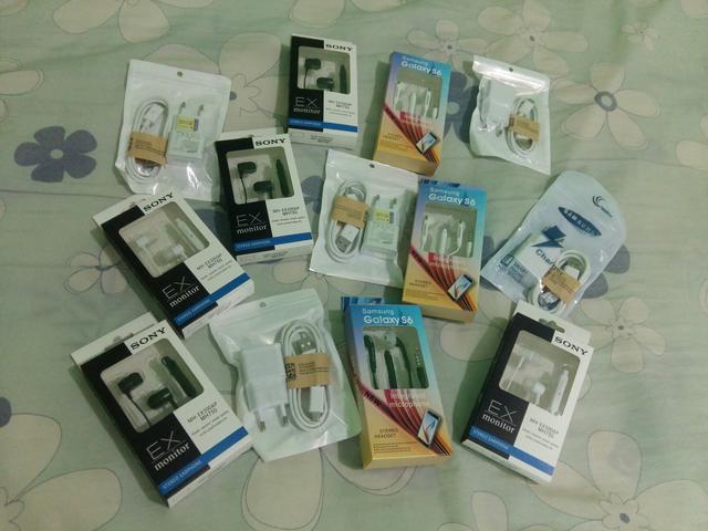 Acessórios para celular. Cada um somente 15 reais