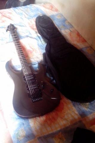 Guitarra Xcort, aceito cartão parcelado.