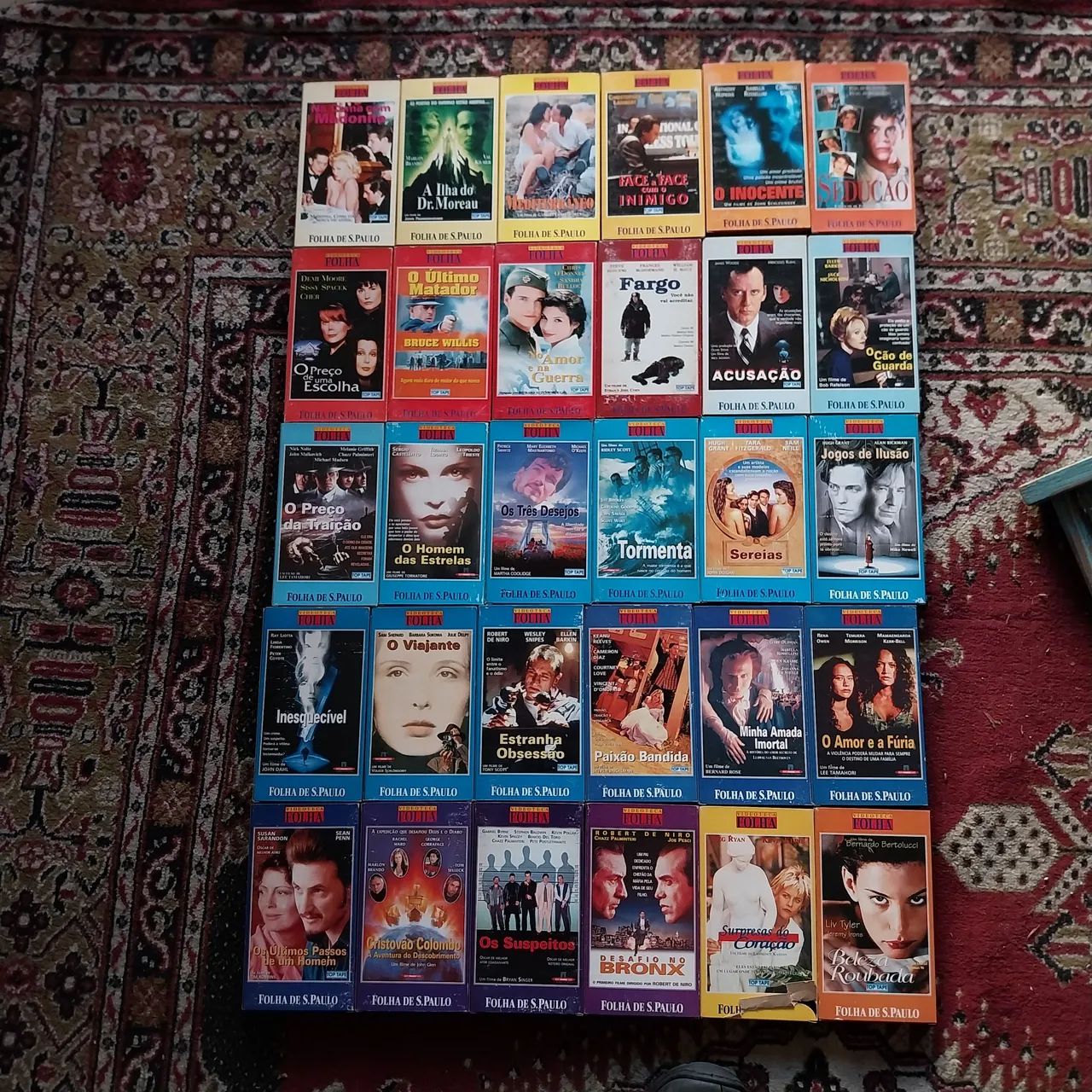 Lote filmes VHS antigos coleção Folha 30 fitas DVD Blu Ray e Vídeo