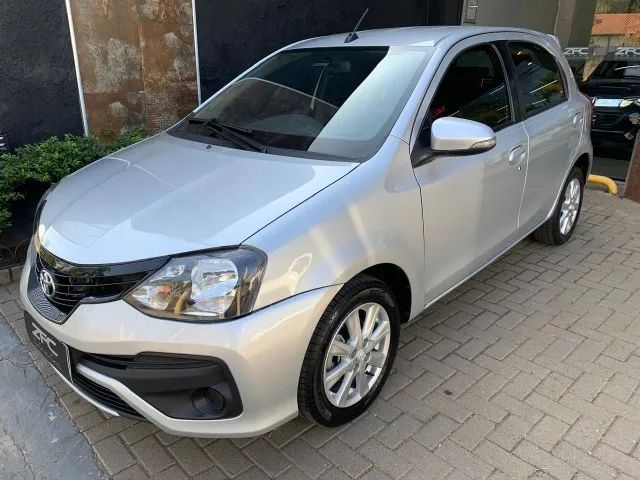 TOYOTA ETIOS Usados E Novos