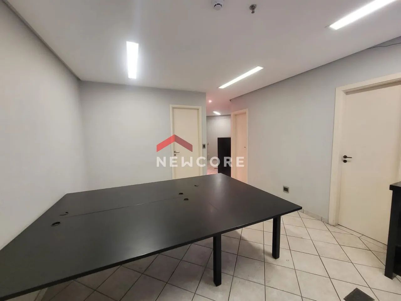 Sala Comercial Em Rua Bittencourt Vila Nova Santos Sp Rcio E