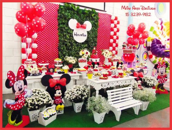 Decoração de festa infantil Clean e Provençal da Minnie Vermelha em Decoração de festa infantil Clean e Provençal da Minnie Vermelha em