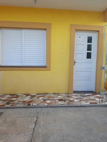 Alugo apartamento 1