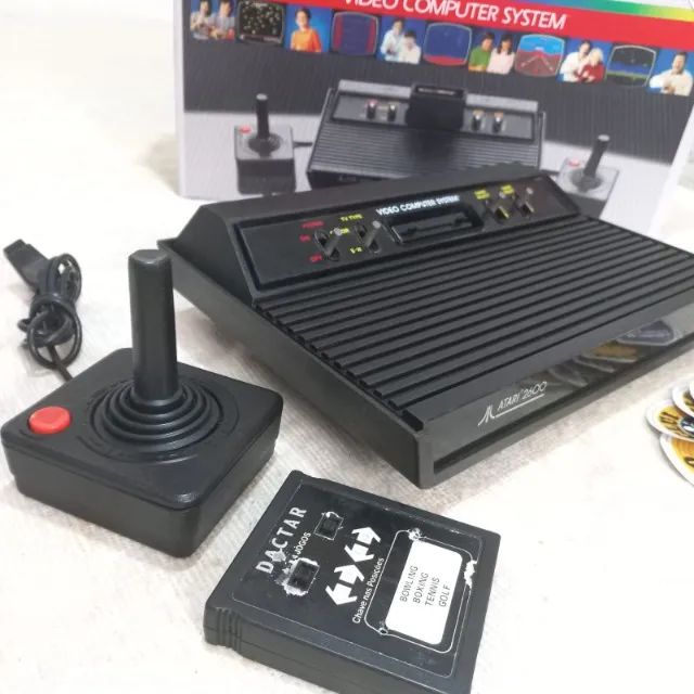 Lindo Atari 2600 Polyvox Av c Caixa e Berço Consoles de Vídeo Game