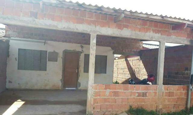 Vende-se casa no Rosa Linda