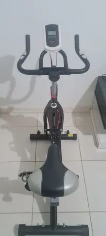 Bicicleta Ergométrica Vertical Spinning Kikos Profissional F5i